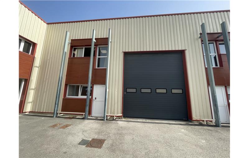 Location d'entrepôt de 205 m² à Beauvais - 60000 photo - 1