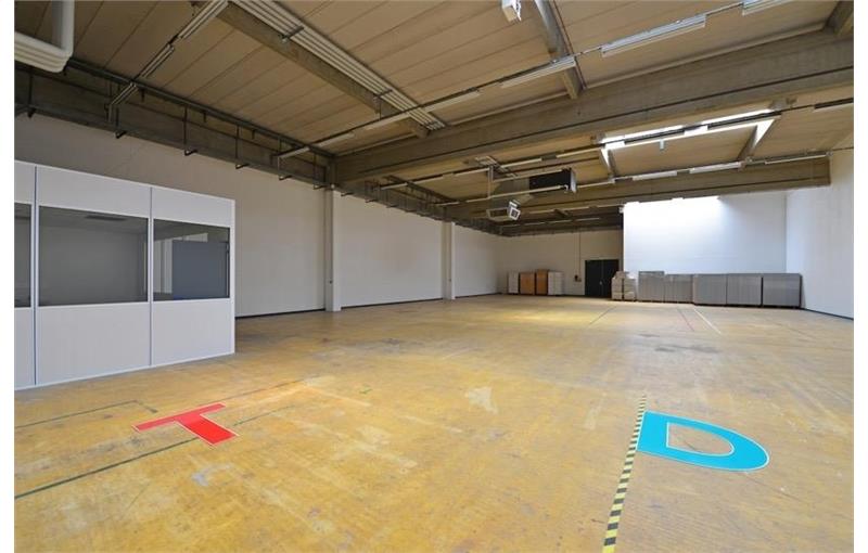 Location d'entrepôt de 623 m² à Belfort - 90000 photo - 1