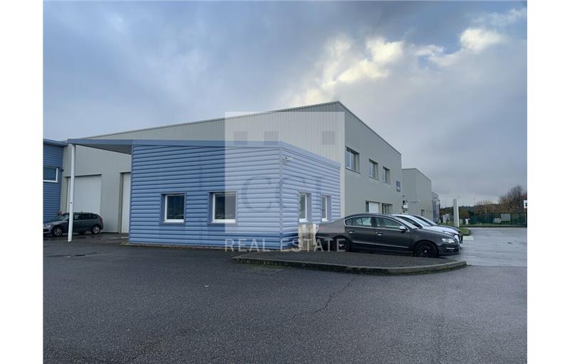 Location d'entrepôt de 619 m² à Béligneux - 01360 photo - 1