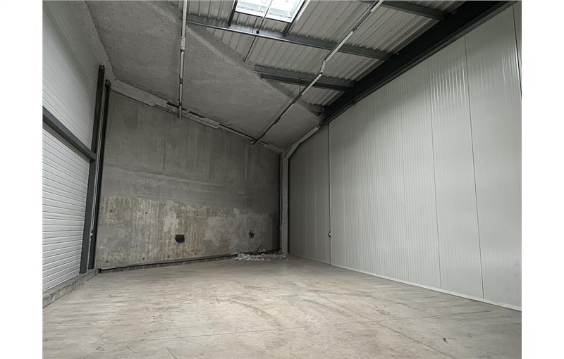 Location d'entrepôt de 100 m² à Bischheim - 67800 photo - 1
