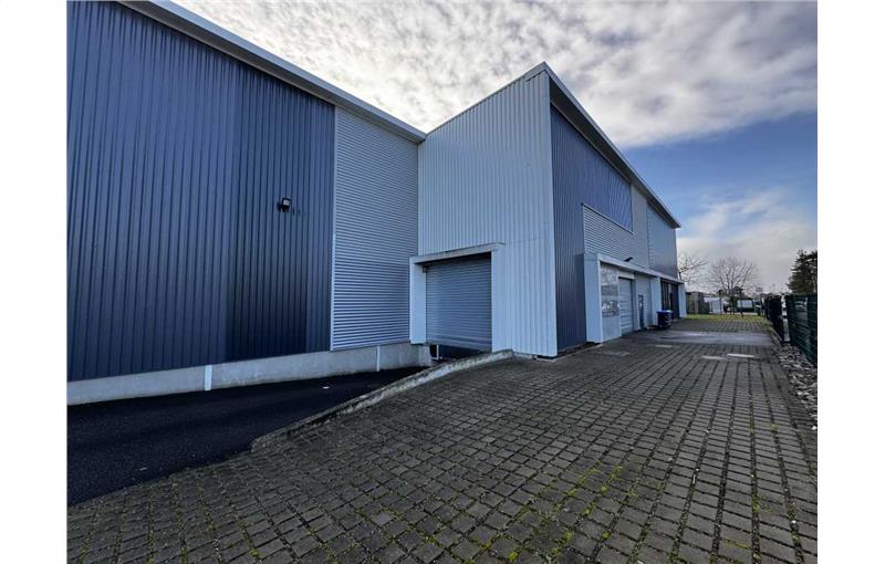 Location d'entrepôt de 1 500 m² à Bischheim - 67800 photo - 1