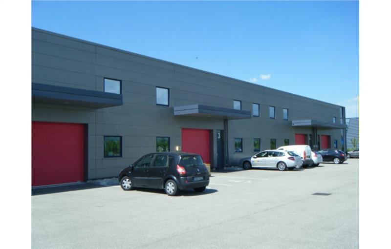 Location d'entrepôt de 141 m² à Blyes - 01150 photo - 1