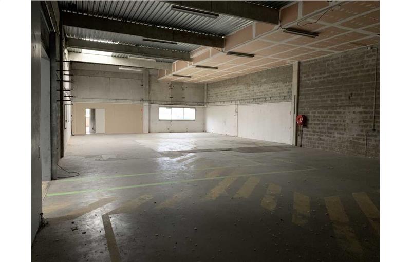 Location d'entrepôt de 310 m² à Bordeaux - 33000 photo - 1