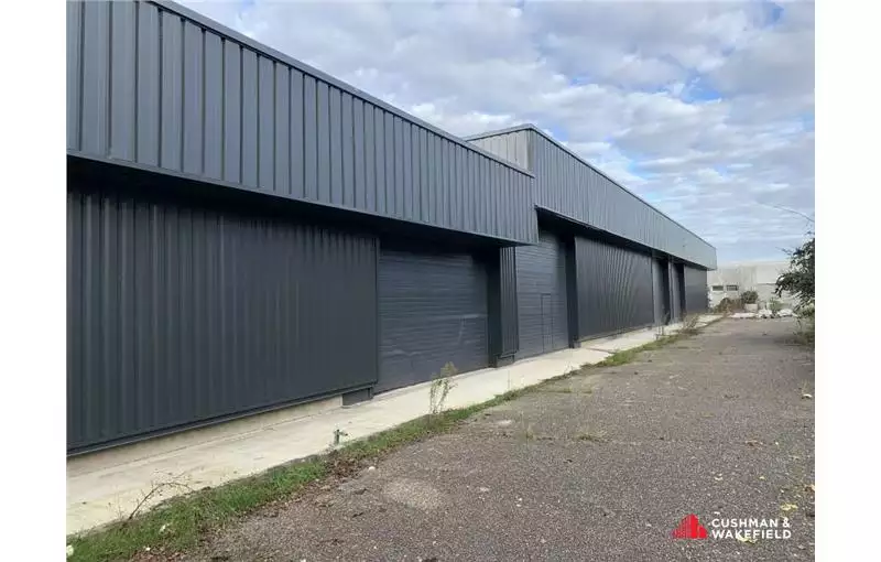 Location d'entrepôt de 850 m² à Bordeaux - 33000