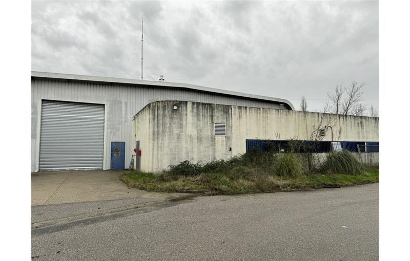 Location d'entrepôt de 2 413 m² à Bordeaux - 33000 photo - 1