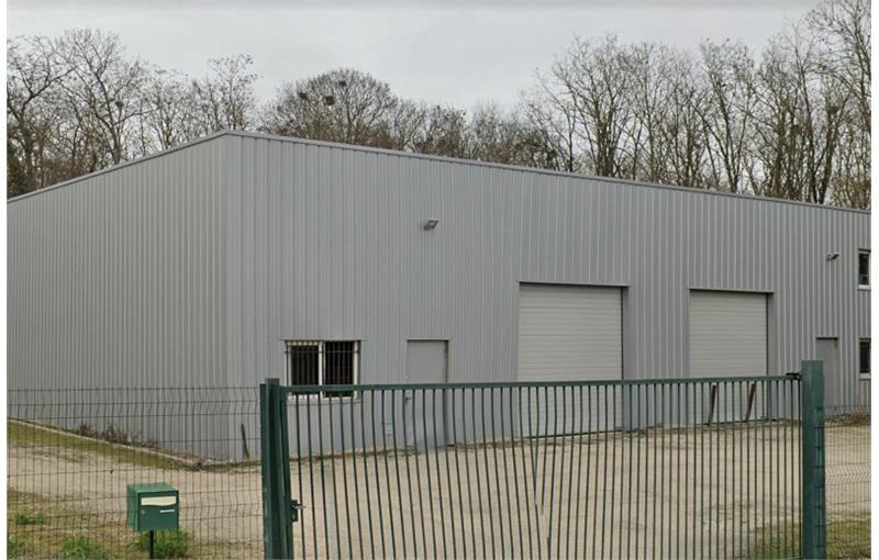 Location d'entrepôt de 538 m² à Boulay-les-Barres - 45140 photo - 1