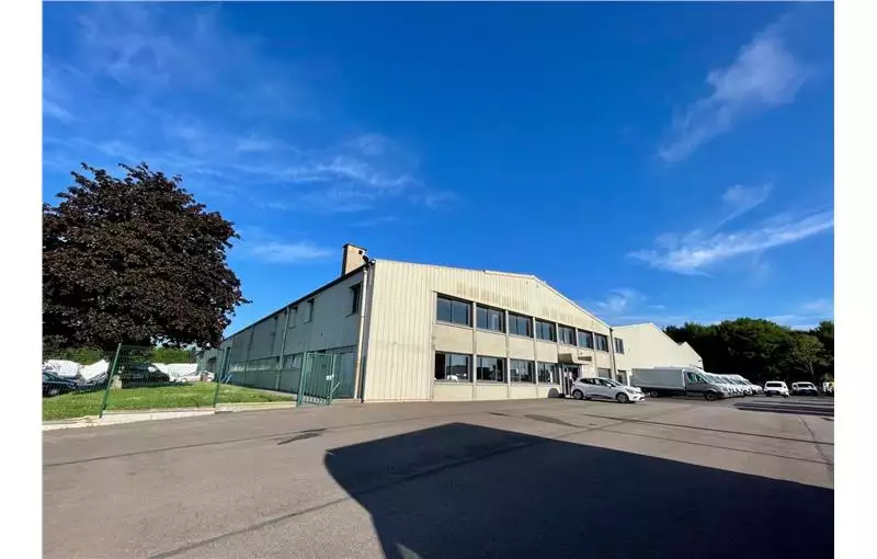 Location d'entrepôt de 2988 m² à Bourg-Achard - 27310