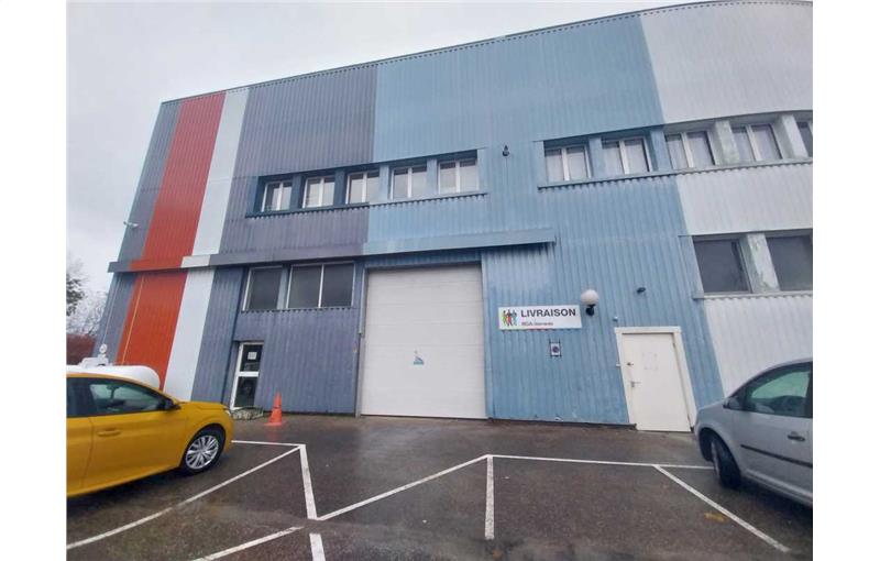 Location d'entrepôt de 520 m² à Bourgoin-Jallieu - 38300 photo - 1