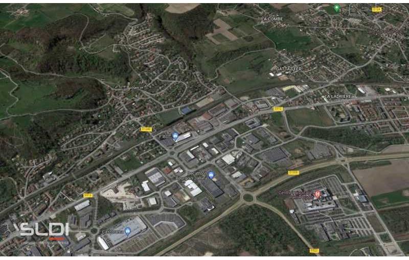 Location d'entrepôt de 356 m² à Bourgoin-Jallieu - 38300 photo - 1