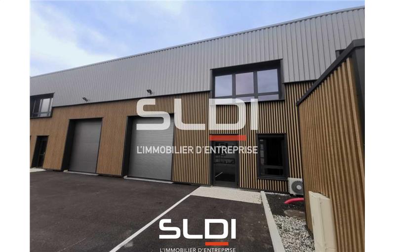 Location d'entrepôt de 1 356 m² à Bourgoin-Jallieu - 38300 photo - 1