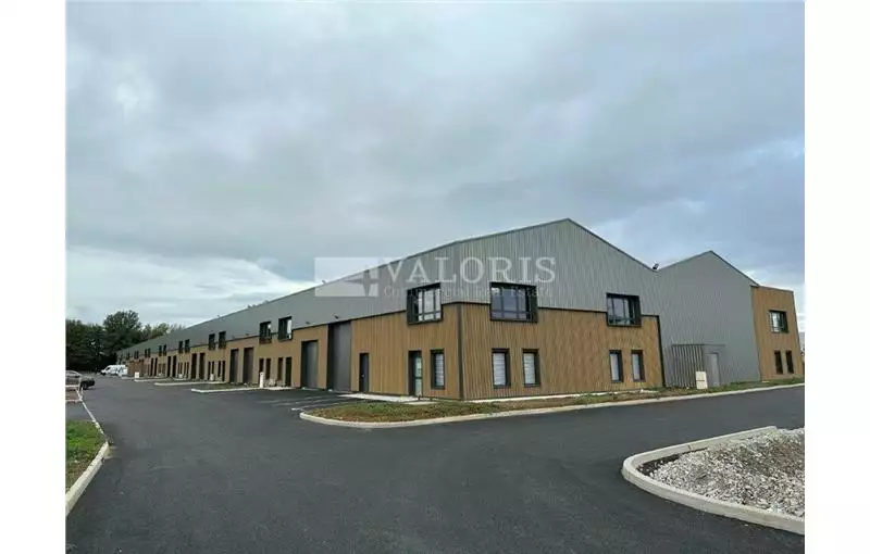 Location d'entrepôt de 1178 m² à Bourgoin-Jallieu - 38300