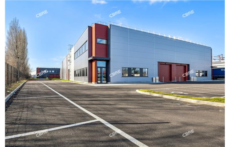 Location d'entrepôt de 1 555 m² à Brétigny-sur-Orge - 91220 photo - 1