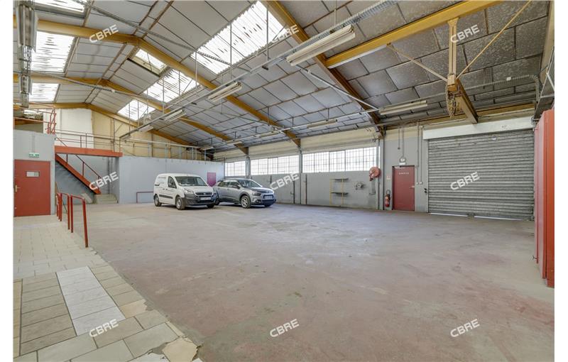Location d'entrepôt de 869 m² à Brétigny-sur-Orge - 91220 photo - 1