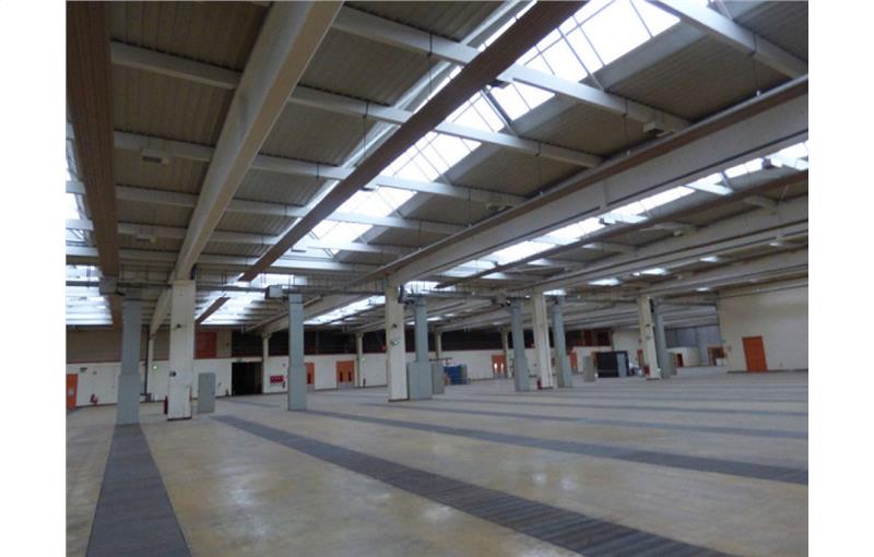 Location d'entrepôt de 7 000 m² à Brive-la-Gaillarde - 19100 photo - 1