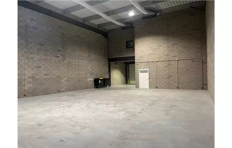 Location d'entrepôt de 375 m² à Brumath - 67170
