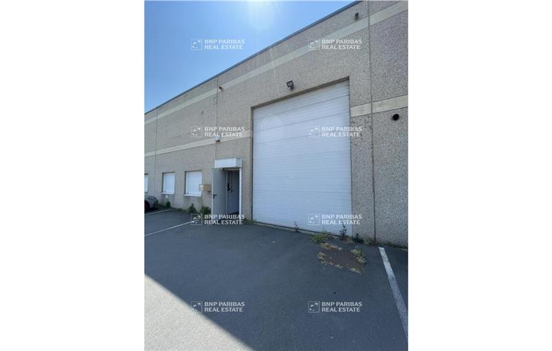 Location d'entrepôt de 332 m² à Carvin - 62220 photo - 1