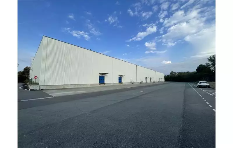 Location d'entrepôt de 7359 m² à Cestas - 33610