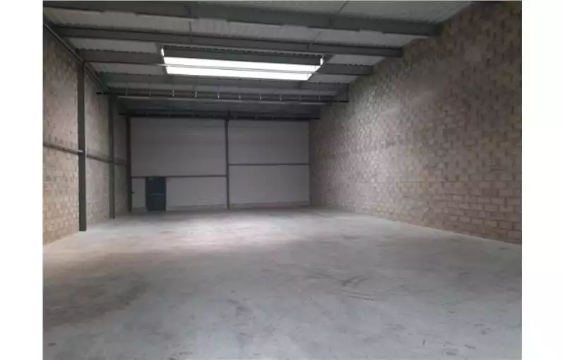 Location d'entrepôt de 465 m² à Chambly - 60230