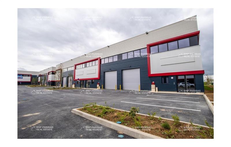 Location d'entrepôt de 484 m² à Chanteloup-en-Brie - 77600 photo - 1