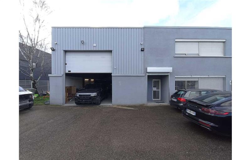 Location d'entrepôt de 380 m² à Chassieu - 69680 photo - 1