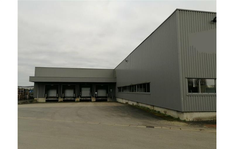 Location d'entrepôt de 3 000 m² à Châtellerault - 86100 photo - 1