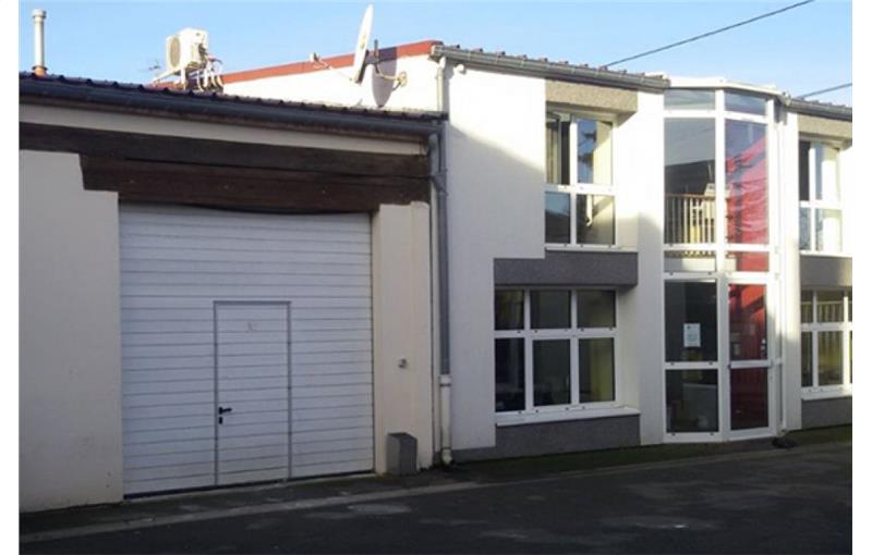 Location d'entrepôt de 670 m² à Chaumont - 52000 photo - 1