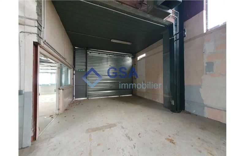 Location d'entrepôt de 1 411 m² à Chilly-Mazarin - 91380 photo - 1