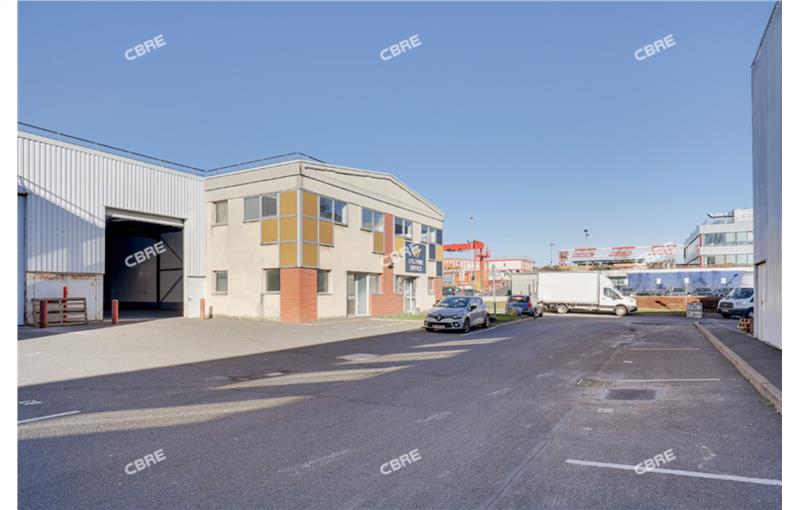 Location d'entrepôt de 379 m² à Chilly-Mazarin - 91380 photo - 1