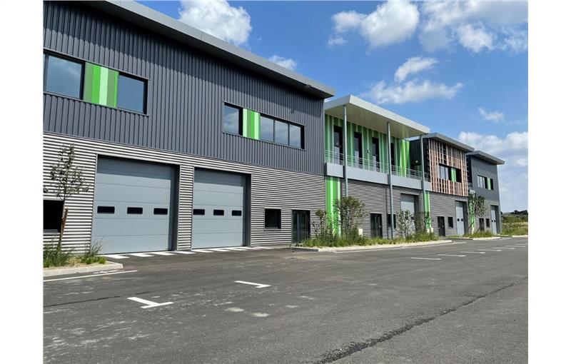 Location d'entrepôt de 994 m² à Conflans-Sainte-Honorine - 78700 photo - 1
