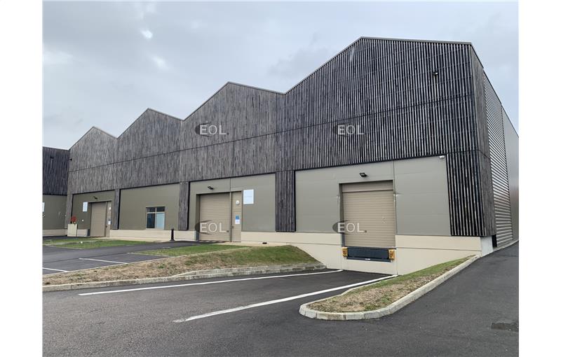 Location d'entrepôt de 2 035 m² à Cormeilles-en-Parisis - 95240 photo - 1
