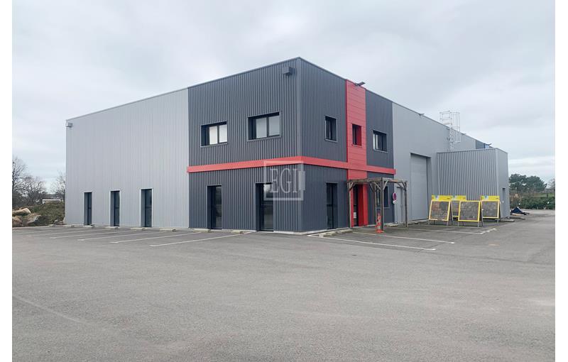 Location d'entrepôt de 865 m² à Couëron - 44220 photo - 1