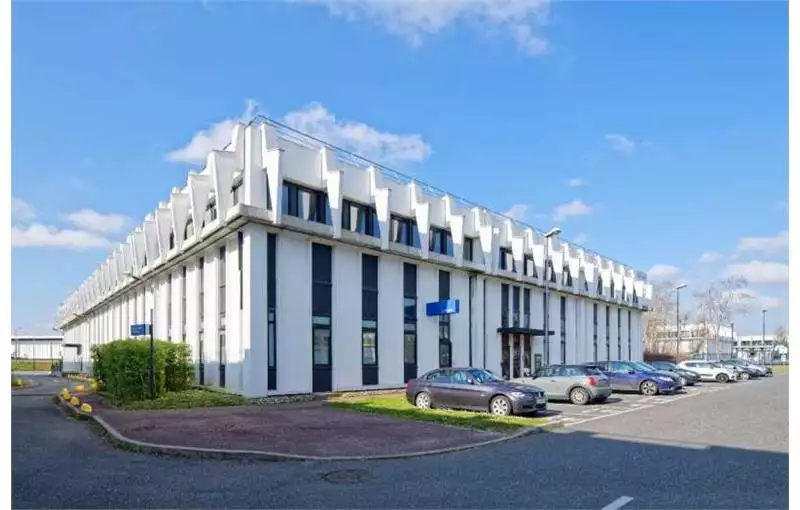 Location d'entrepôt de 1638 m² à Courcouronnes - 91080