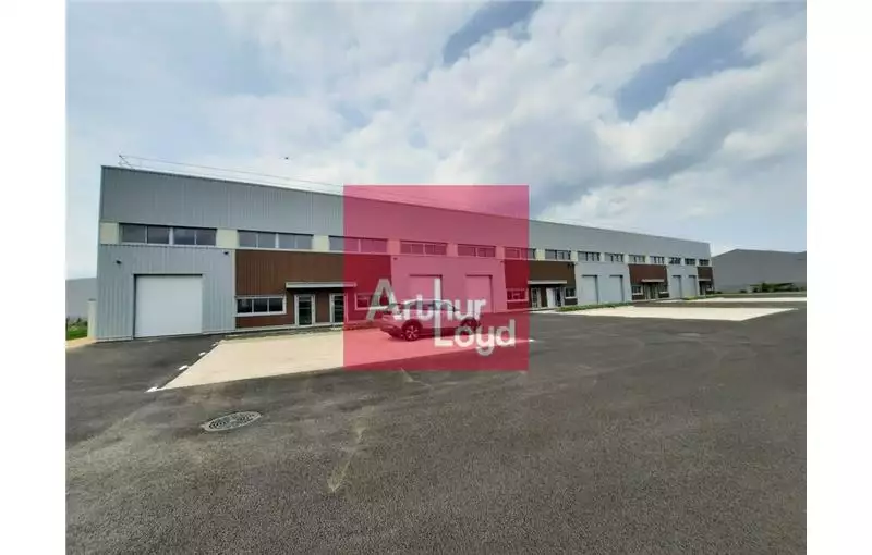 Location d'entrepôt de 399 m² à Cournon-d'Auvergne - 63800