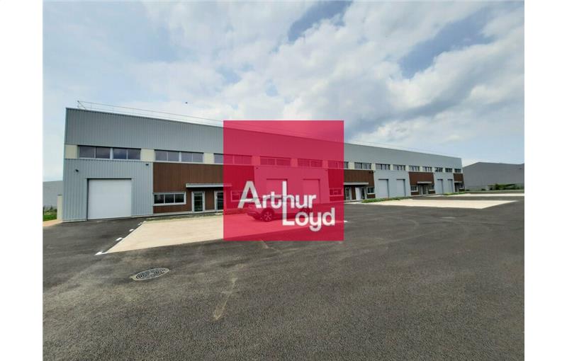 Location d'entrepôt de 980 m² à Cournon-d'Auvergne - 63800 photo - 1