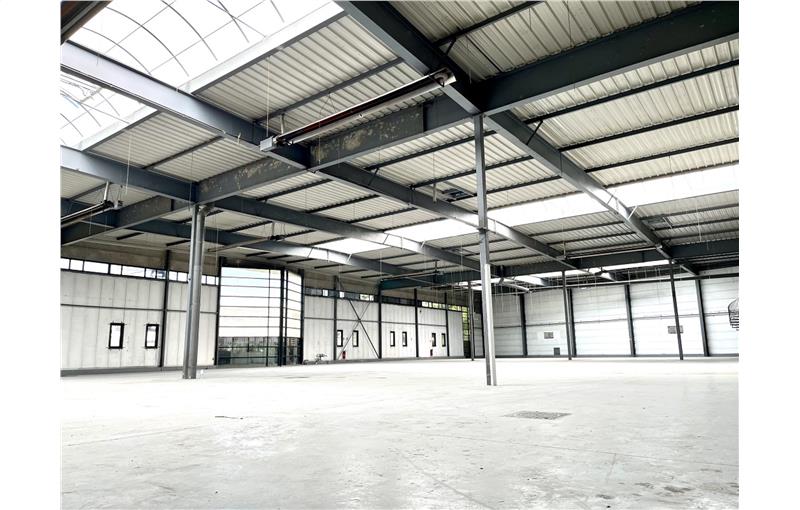 Location d'entrepôt de 2 899 m² à Créteil - 94000 photo - 1