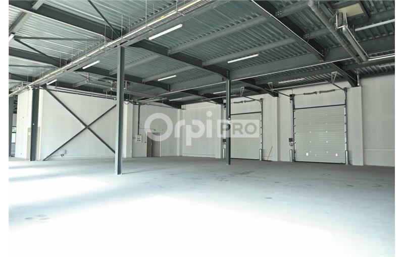 Location d'entrepôt de 686 m² à Dardilly - 69570 photo - 1