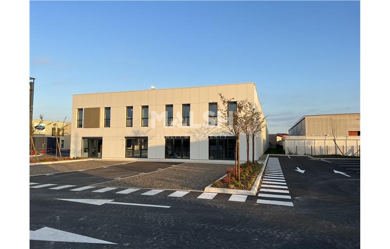 Location d'entrepôt de 1 129 m² à Décines-Charpieu - 69150 photo - 1