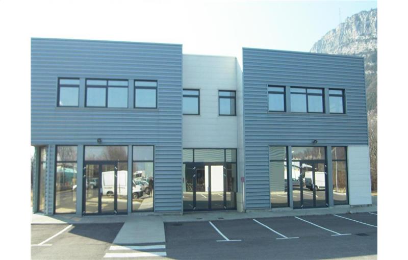 Location d'entrepôt de 668 m² à Échirolles - 38130 photo - 1