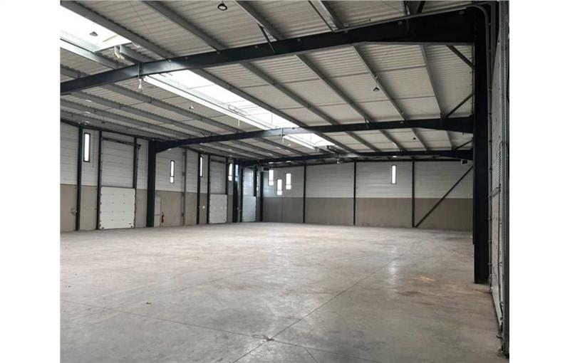 Location d'entrepôt de 1 200 m² à Escaudain - 59124 photo - 1