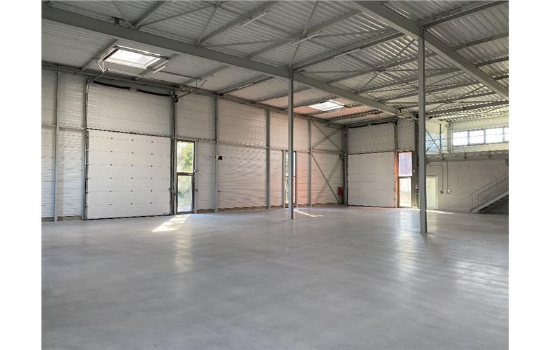 Location d'entrepôt de 368 m² à Eschau - 67114 photo - 1