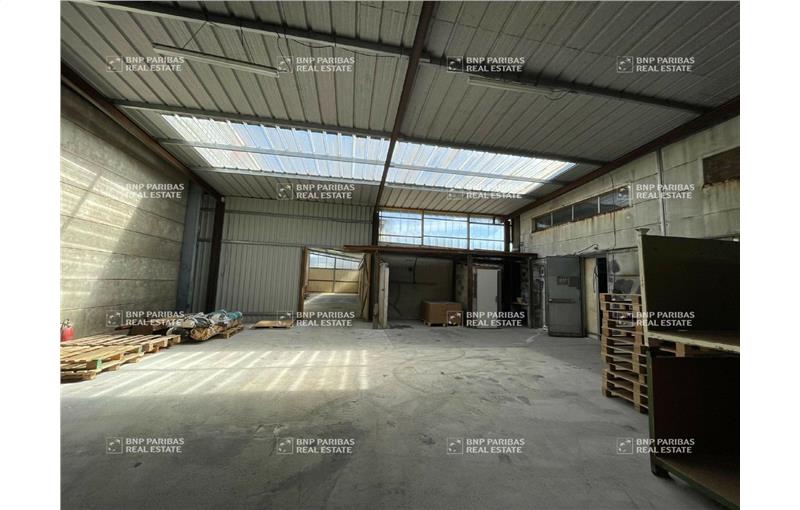 Location d'entrepôt de 698 m² à Fretin - 59273 photo - 1