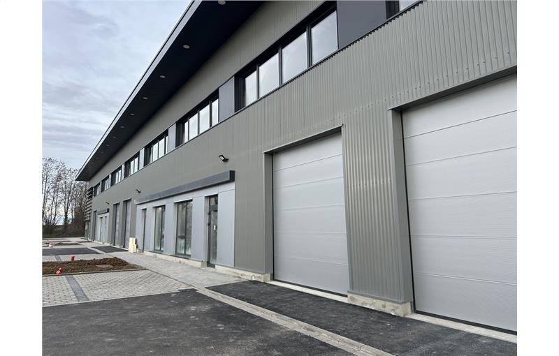 Location d'entrepôt de 374 m² à Geispolsheim - 67118 photo - 1