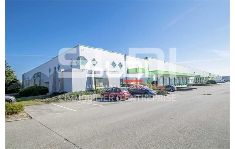 Location d'entrepôt de 3 687 m² à Genas - 69740 photo - 1