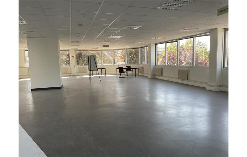 Location d'entrepôt de 1 414 m² à Gennevilliers - 92230 photo - 1