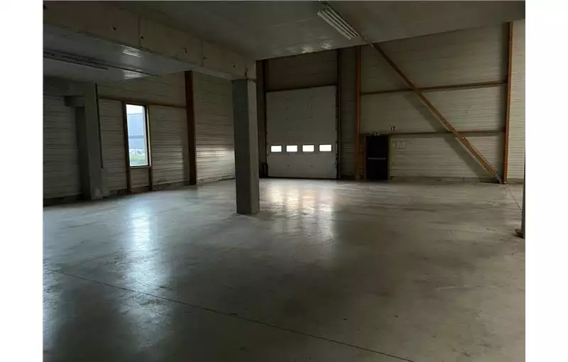 Location d'entrepôt de 935 m² à Gonesse - 95500