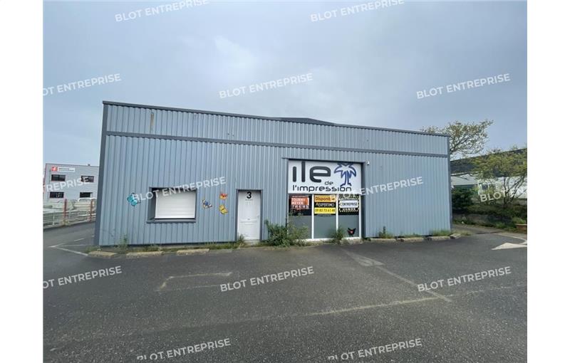 Location d'entrepôt de 389 m² à Gouesnou - 29850 photo - 1