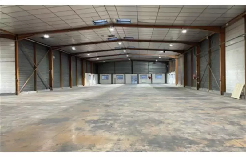 Location d'entrepôt de 6982 m² à Grenoble - 38000