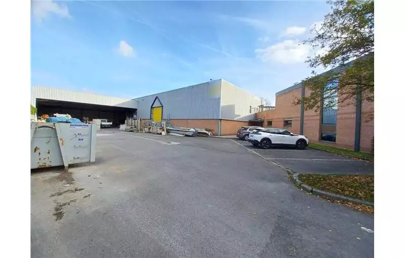 Location d'entrepôt de 800 m² à Gretz-Armainvilliers - 77220