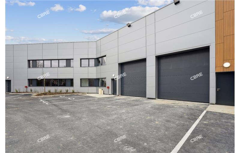 Location d'entrepôt de 343 m² à Grigny - 91350 photo - 1