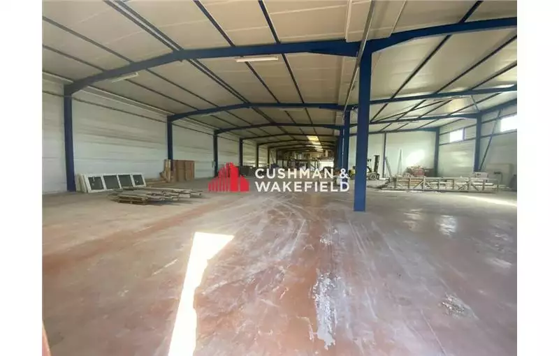 Location d'entrepôt de 1250 m² à Grisolles - 82170